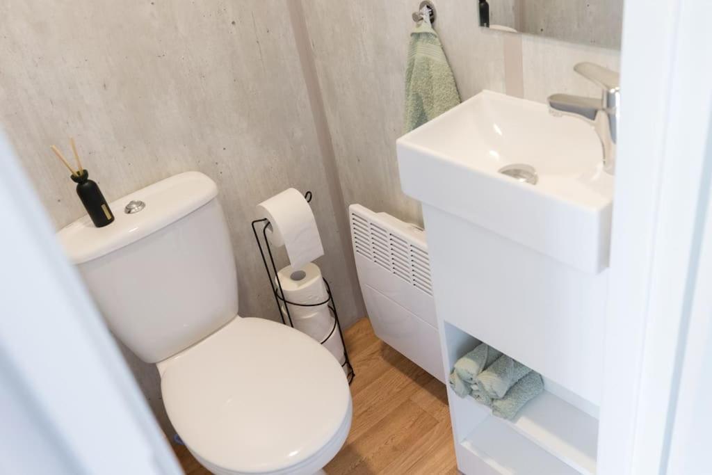 Appartamento Gemuetliches, Voll Ausgestattes Tiny House Vilseck Esterno foto